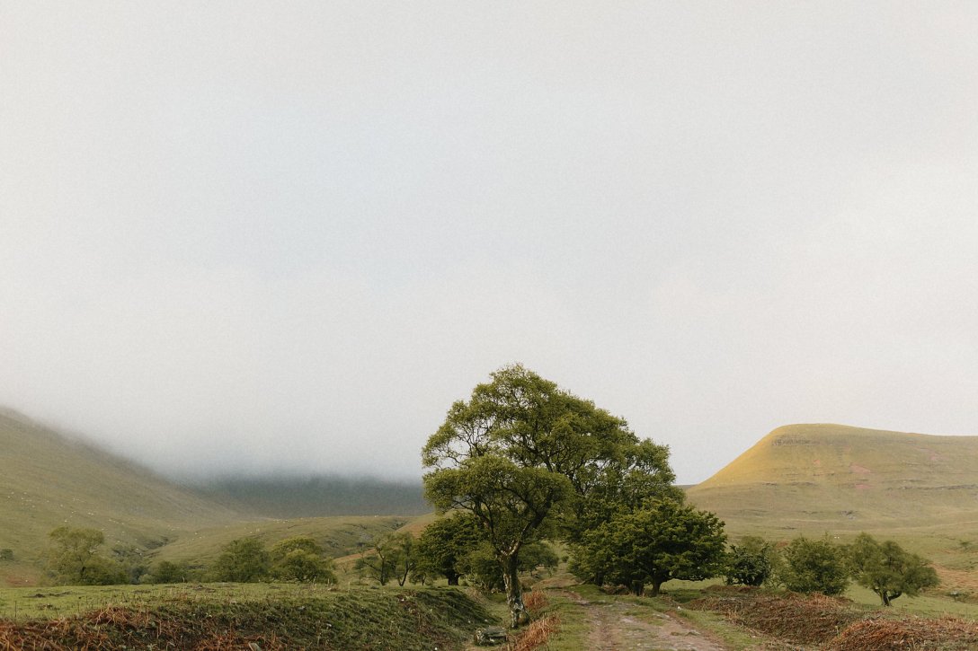 Brecon-Beacons-sunrise-couple-shoot-15